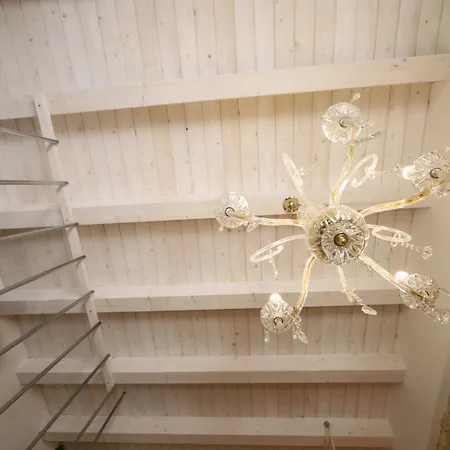 La Maison 阿沃拉