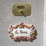 La Maison Avola
