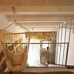 La Maison Avola