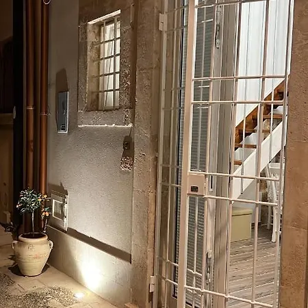 La Maison *