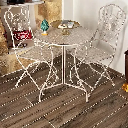 La Maison Авола